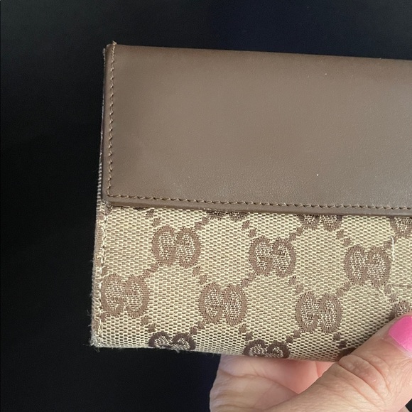 Gucci Beige and Brown iconic Monogram GG Supreme Long wallet - Picture 16 of 17
